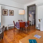 Apartment Classic Tagus River View By Lovelystay *