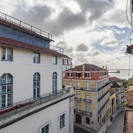 Classic Tagus River View By Lovelystay Apartamento *