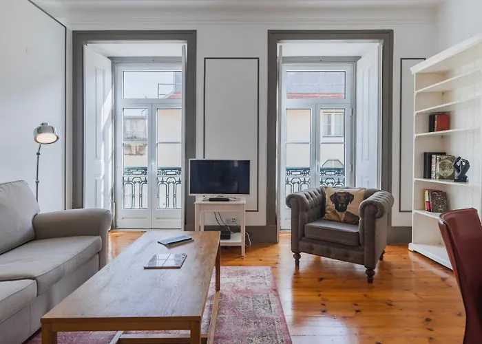 Classic Tagus River View By Lovelystay